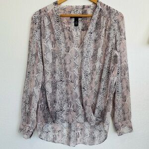 INC International Concepts Pink and Gray Snakeskin Patterned Blouse Size 14